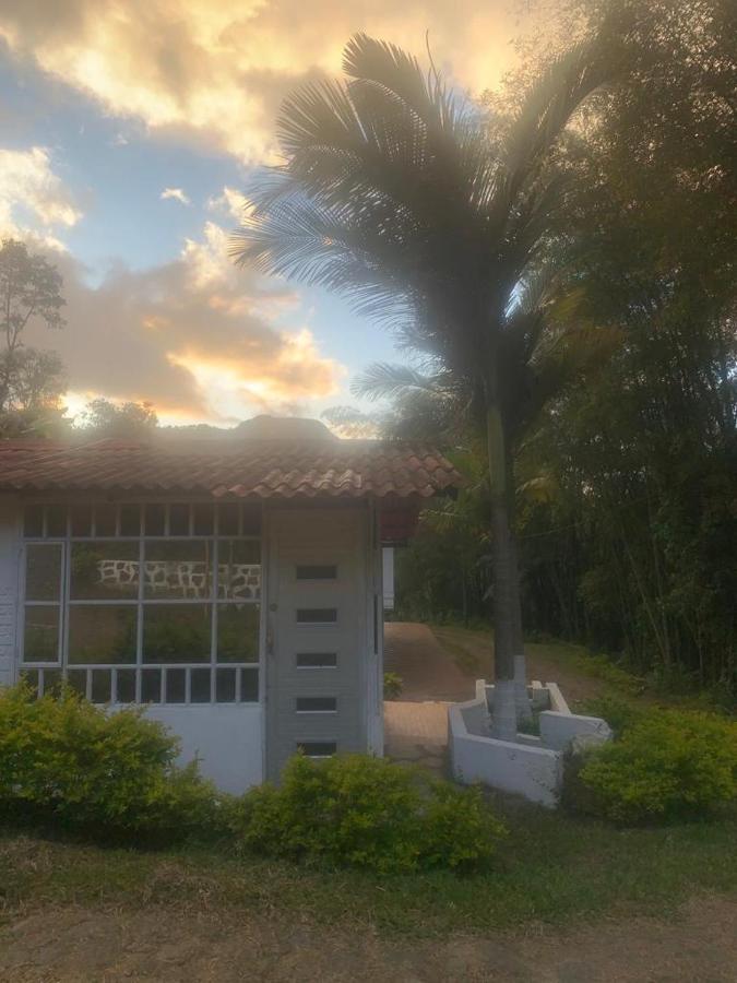 סן פרנסיסקו Hotel Campestre Villa Sarita מראה חיצוני תמונה